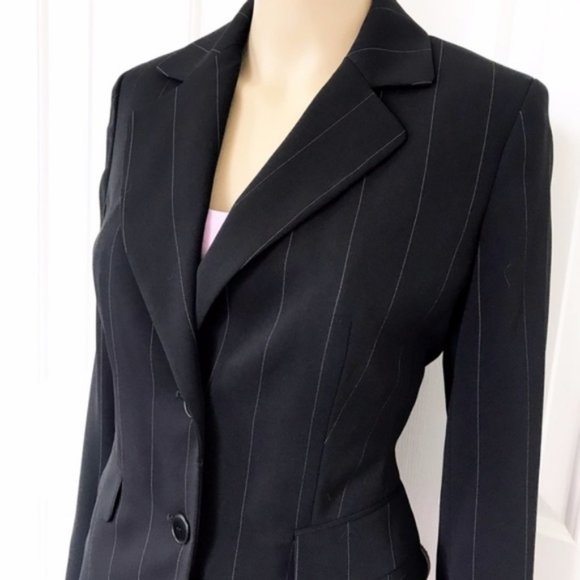 LOFT Pinstripe Black and white two button blazer size 4 - Picture 7 of 7